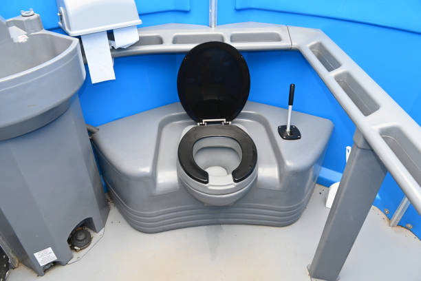 Portable Toilet Options We Offer in Newport, OH
